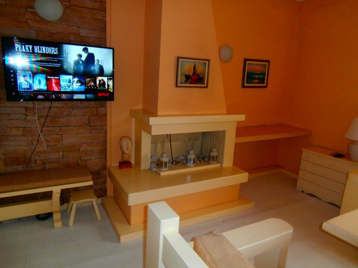Villa Tzortzakos By Holiday Homes Mavrovoúnion Eksteriør bilde