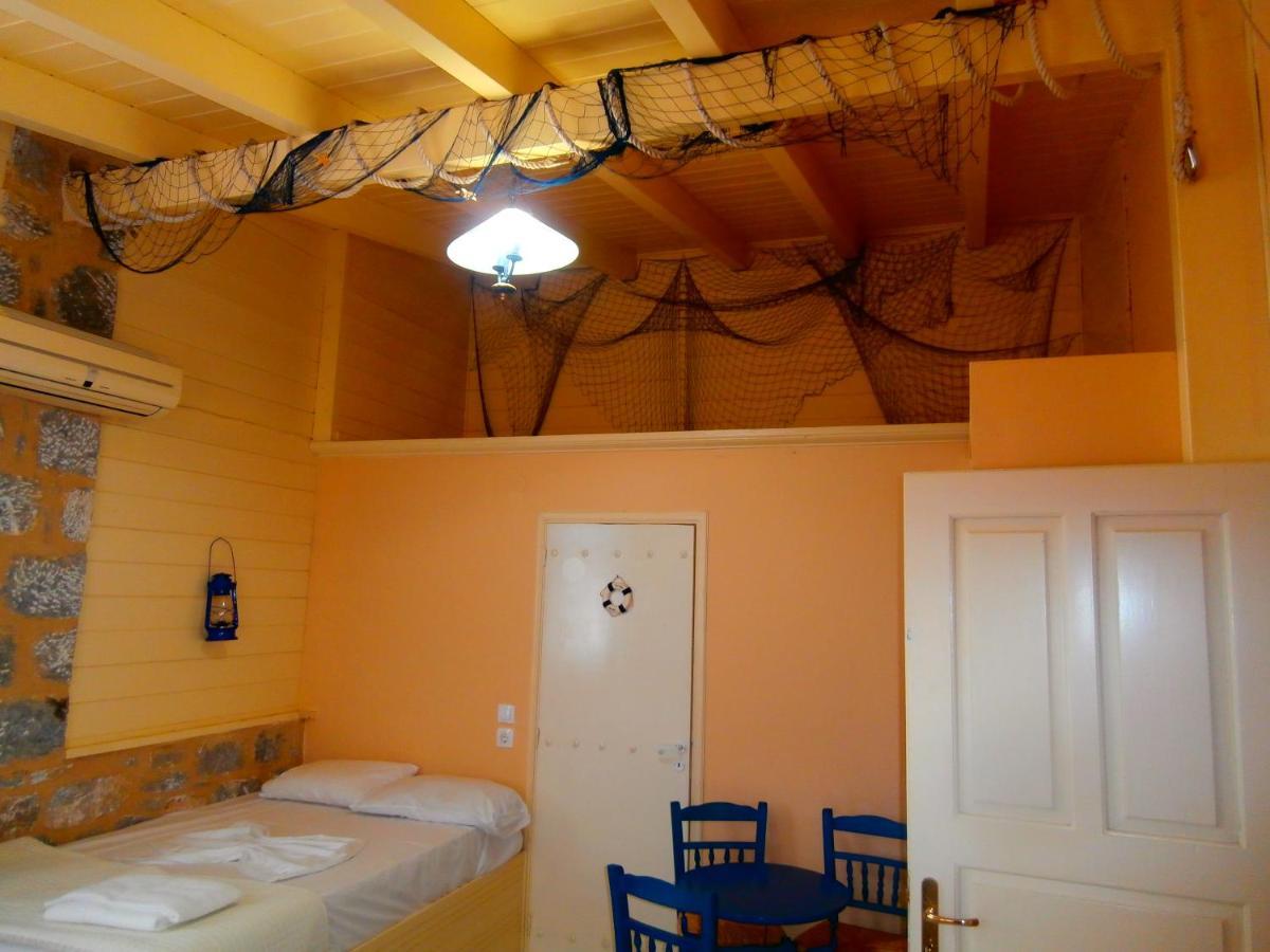 Villa Tzortzakos By Holiday Homes Mavrovoúnion Eksteriør bilde