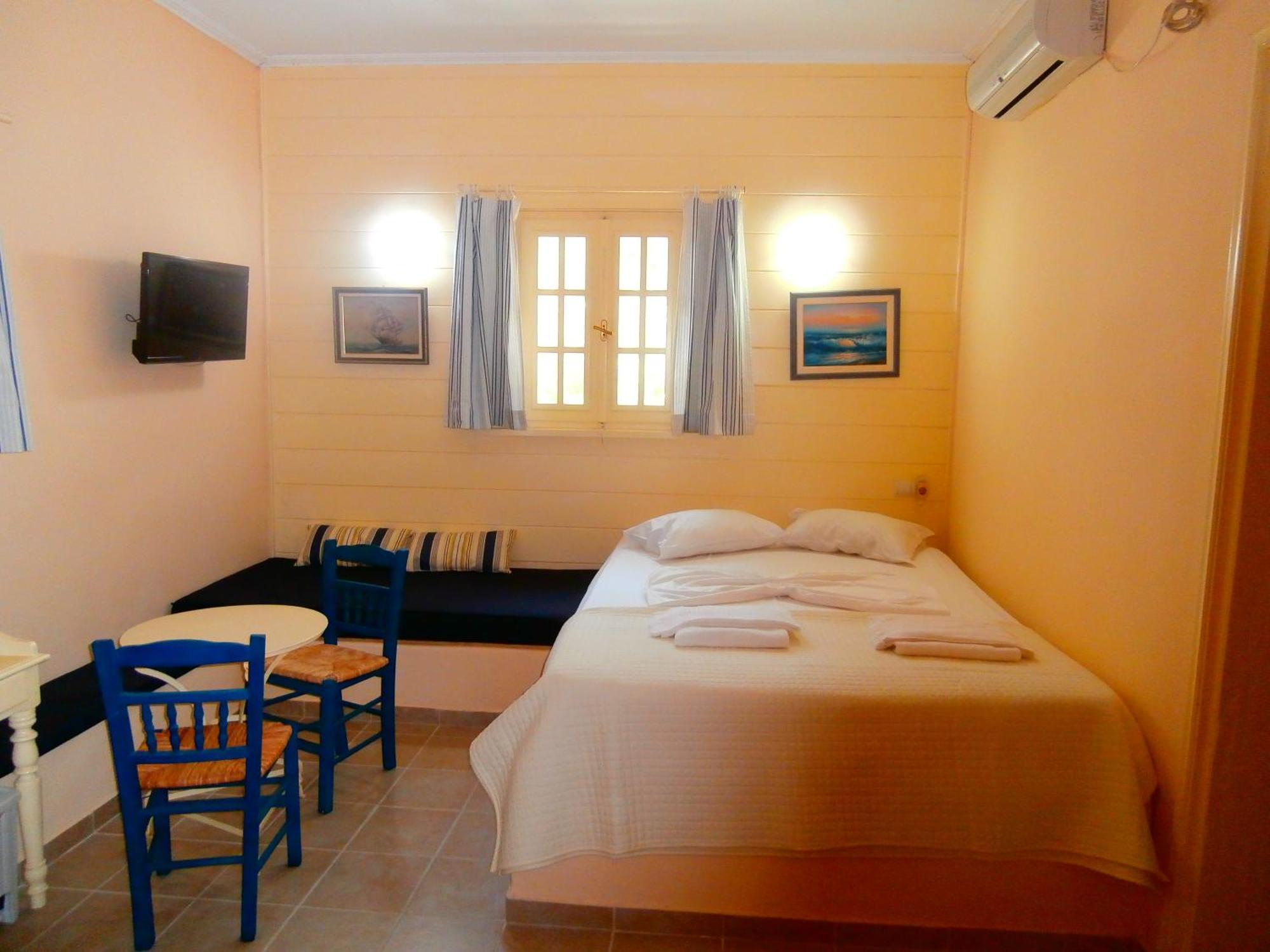 Villa Tzortzakos By Holiday Homes Mavrovoúnion Eksteriør bilde