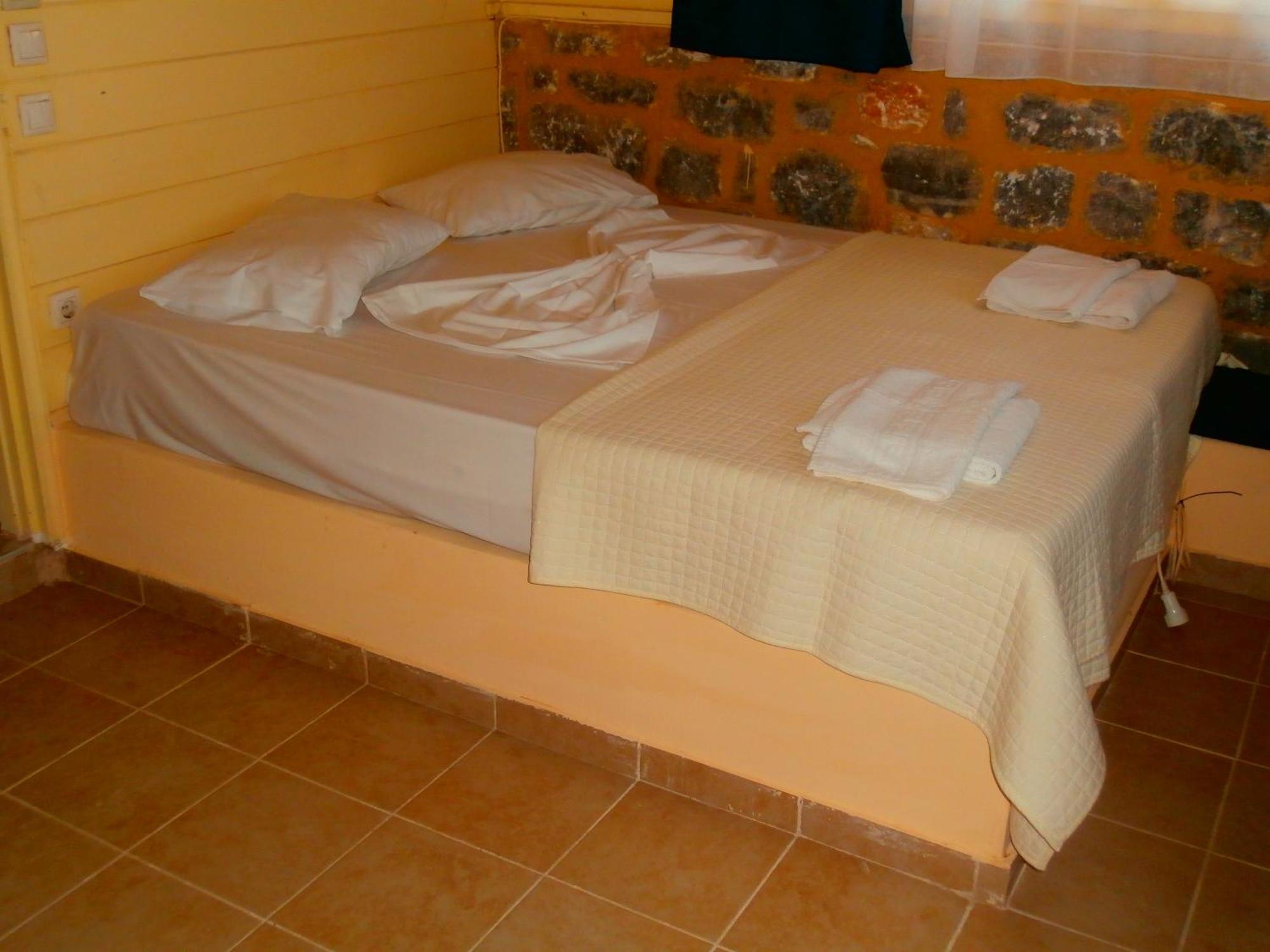 Villa Tzortzakos By Holiday Homes Mavrovoúnion Eksteriør bilde